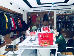 成都服裝公司